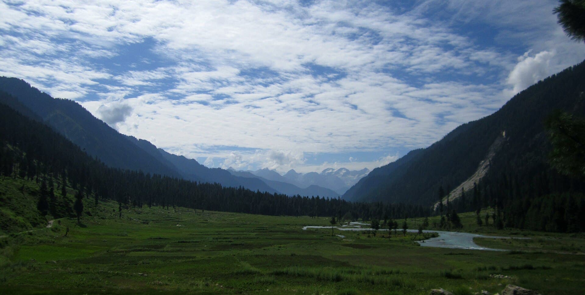 Jazz Banda & Katora Lake scenery with Lexuz Tours